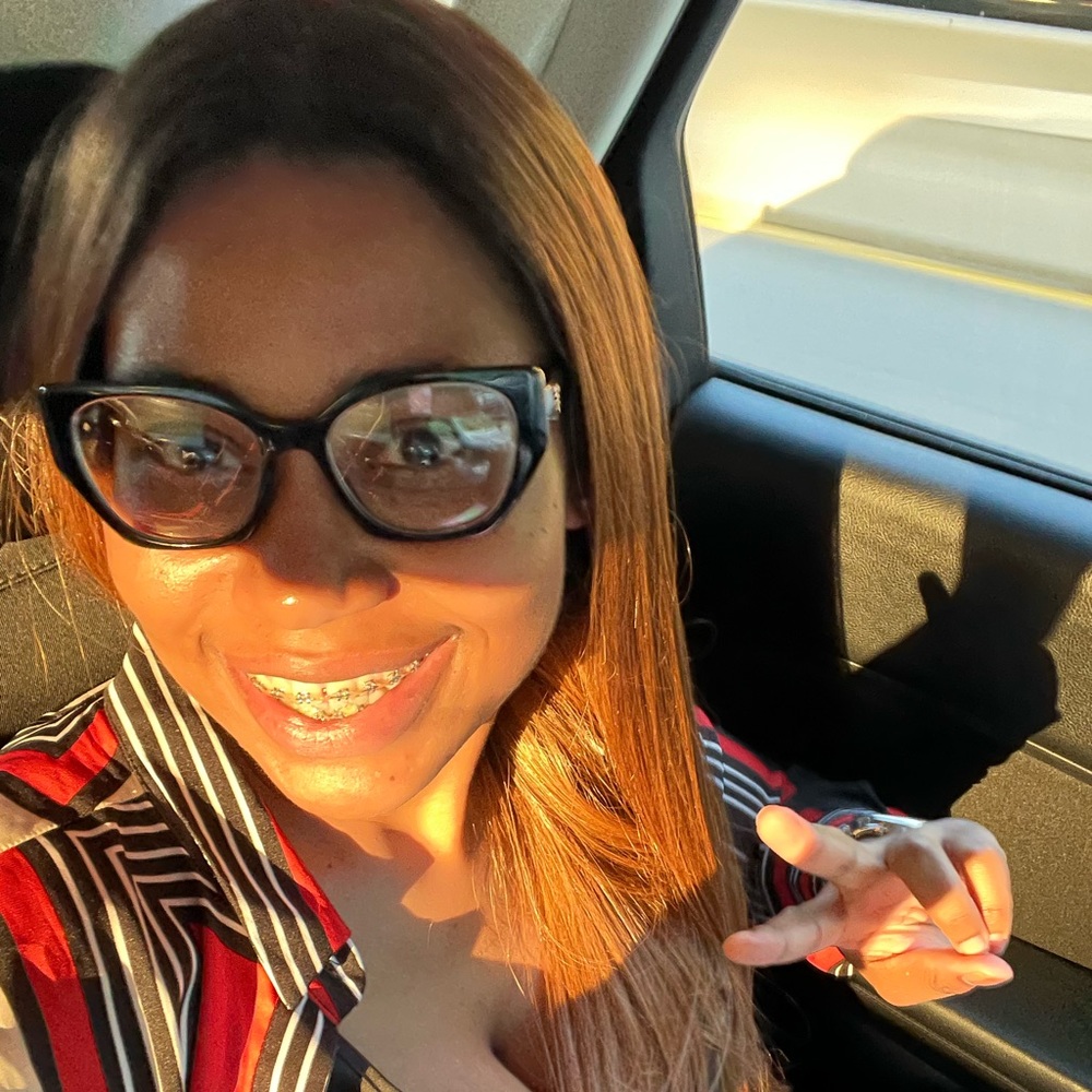 Meet your Posher, Samoy